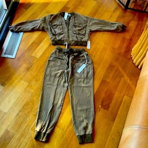 Young fabulous and broke jogger set